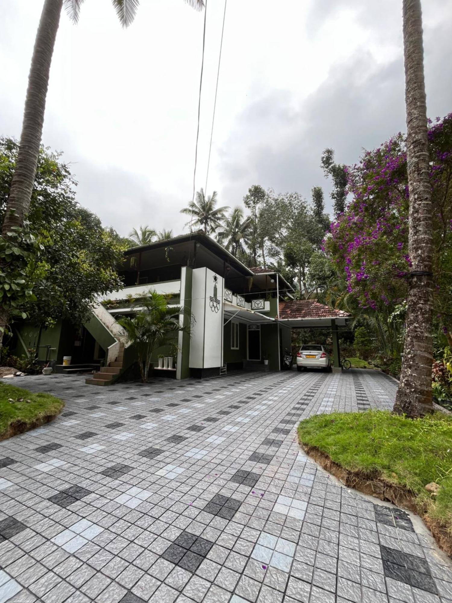 Maliyeckal Homestay 蒙纳 外观 照片